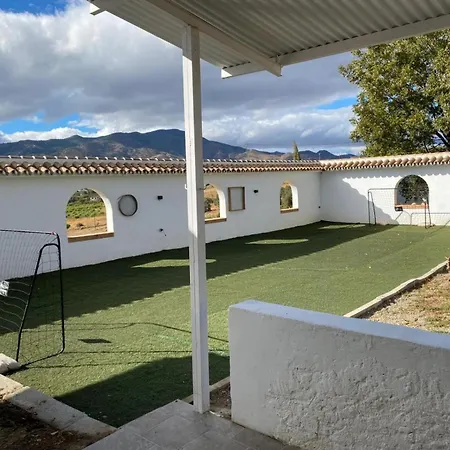 Country house Hacienda Olivos 1 En Alora