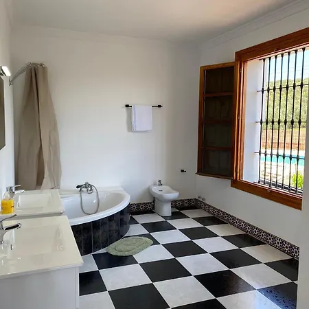 Hacienda Olivos 1 En *